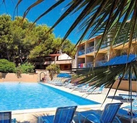 Sanary Sur Mer Appartement 30M2 T2 Avec Terrasse Piscine 10Min A Pied De La Plage Exterior foto
